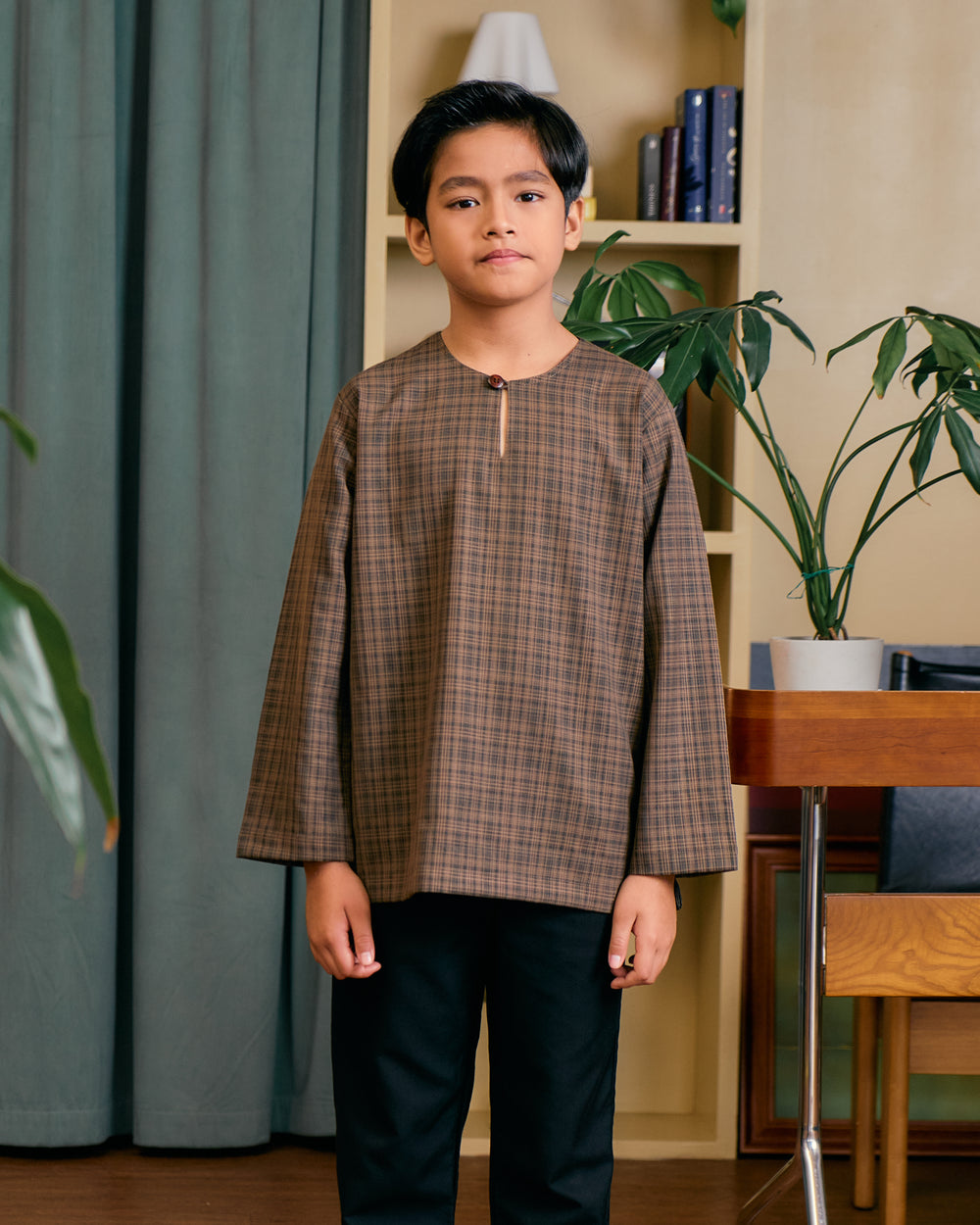 Kids kurta Rich Brown - premium comfort cotton fabric detail